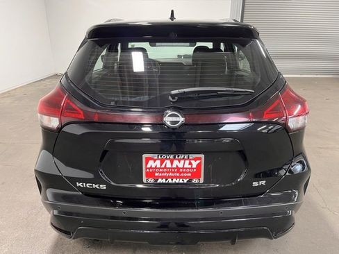 Used 2024 Nissan Kicks SR image 4