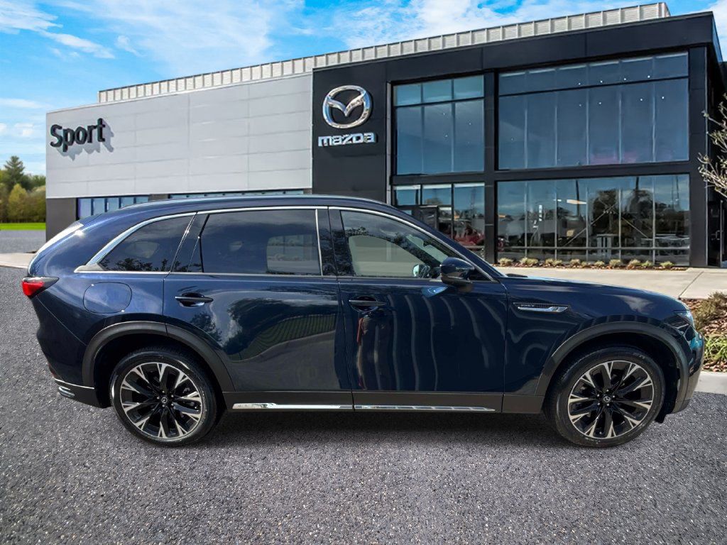Certified 2025 MAZDA CX-90 Plug-In Hybrid w/ Premium Plus AWD/4WD image 2