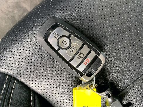 Used 2024 Ford Mustang GT Premium image 14