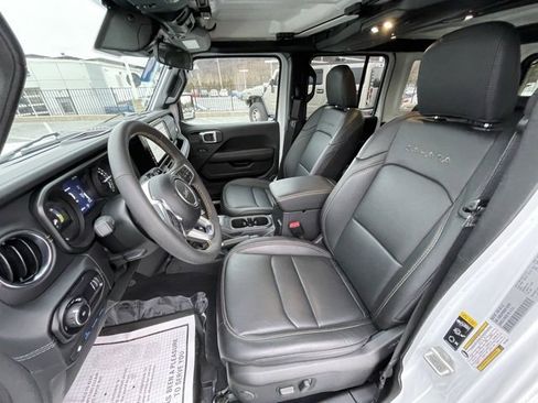 Used 2024 Jeep Wrangler Unlimited Sahara w/ Safety Group image 29