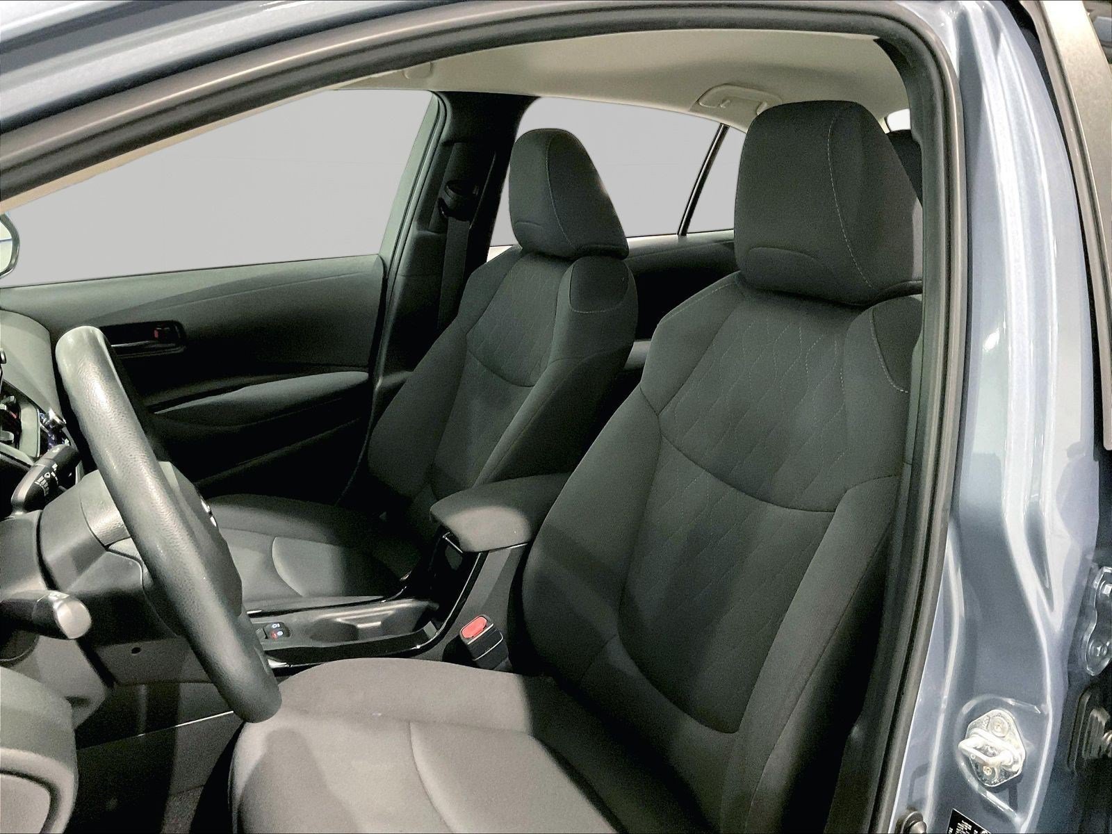 Used 2022 Toyota Corolla LE FWD image 20