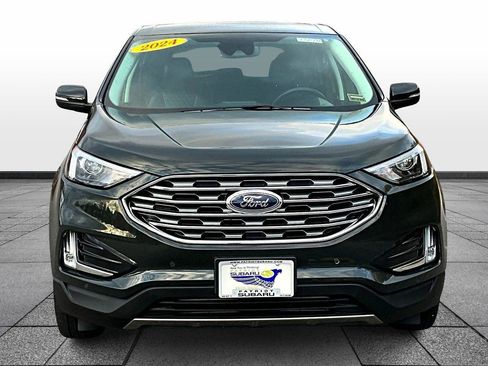 Used 2024 Ford Edge Titanium image 3