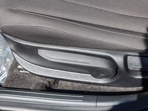 Certified 2025 Hyundai Elantra Sport FWD image 24