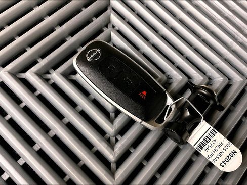 New 2025 Nissan Kicks Play S image 50