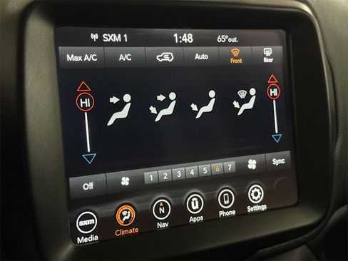 Used 2022 Jeep Renegade Latitude image 16