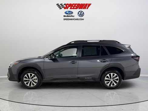 Certified 2025 Subaru Outback Premium image 4