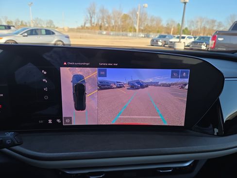 Used 2025 Audi Q5 Premium Plus w/ Premium Plus image 14