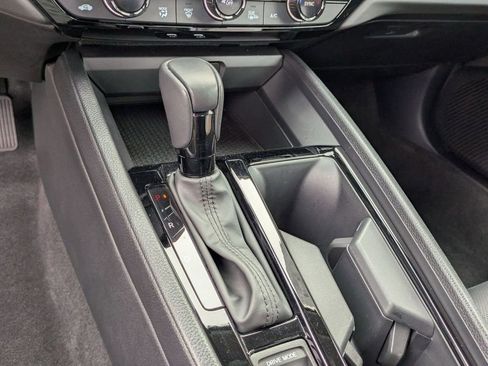 Used 2024 Honda Accord EX-L image 12