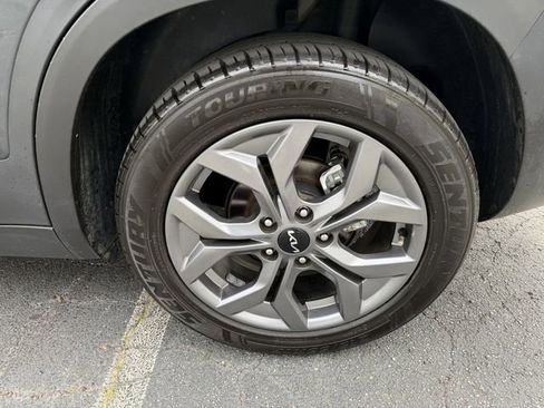 Certified 2024 Kia Seltos S FWD image 38