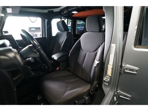Used 2013 Jeep Wrangler Unlimited Sport AWD/4WD image 17