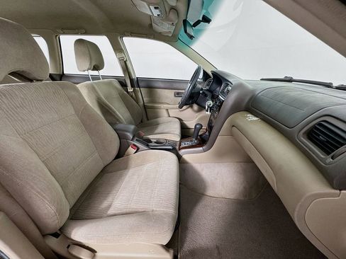 Used 2002 Subaru Outback Wagon image 31