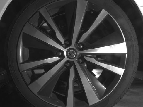 Used 2021 Nissan Altima 2.0 SR FWD image 16