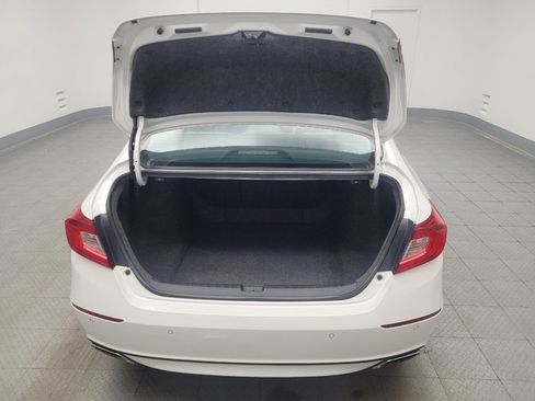 Used 2020 Honda Accord Touring image 29
