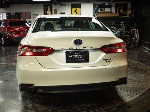 Used 2020 Toyota Camry LE w/ Fleet Convenience Package FWD image 6