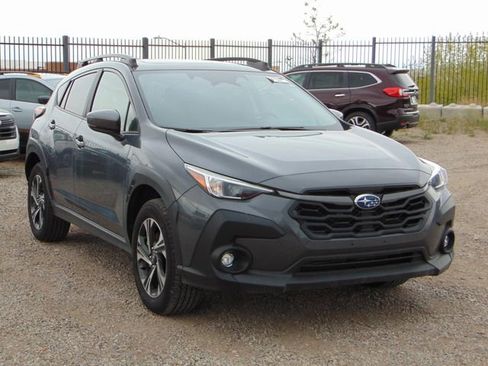 Used 2025 Subaru Crosstrek 2.0i Premium AWD/4WD image 9