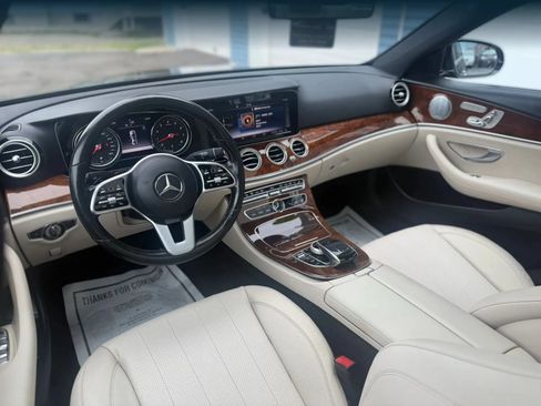 Used 2019 Mercedes-Benz E 300 4MATIC image 17