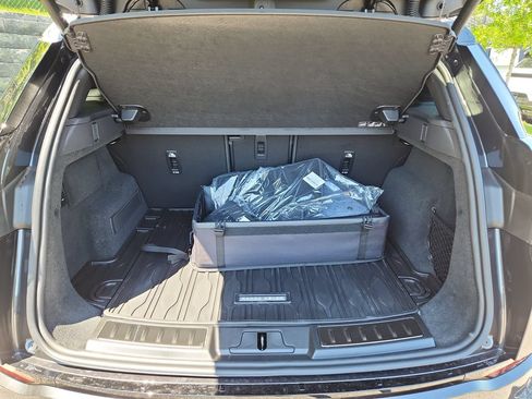 New 2026 Land Rover Range Rover Evoque Hoxton AWD/4WD image 11