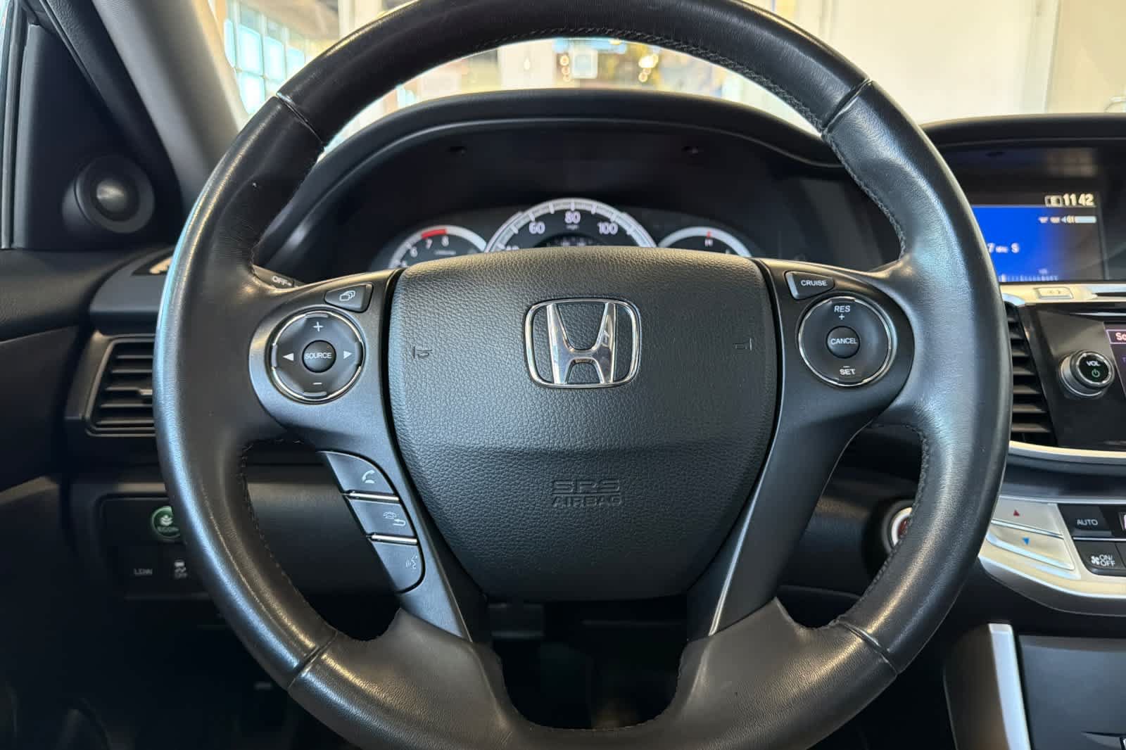 Used 2015 Honda Accord EX-L image 24