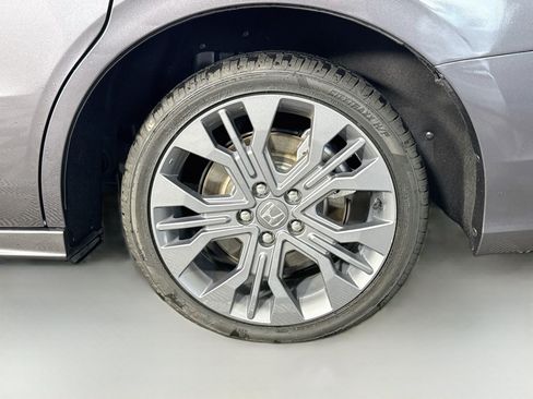 Used 2026 Honda Odyssey Touring image 37
