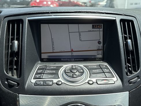 Used 2011 INFINITI G37 Sport w/ Premium Pkg image 15