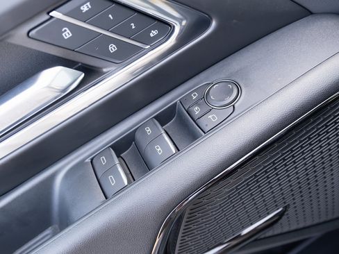 New 2024 Chevrolet Silverado EV RST image 18