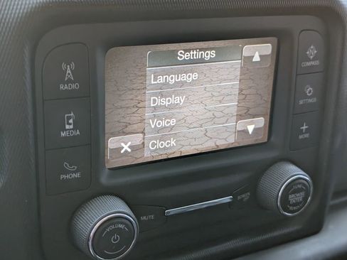 Used 2018 Jeep Wrangler Unlimited Sport AWD/4WD image 15
