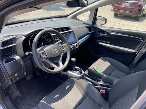 Used 2019 Honda Fit EX image 11