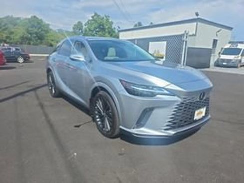 Used 2024 Lexus RX 350 Premium w/ Accessory Package (Z1) AWD/4WD image 9