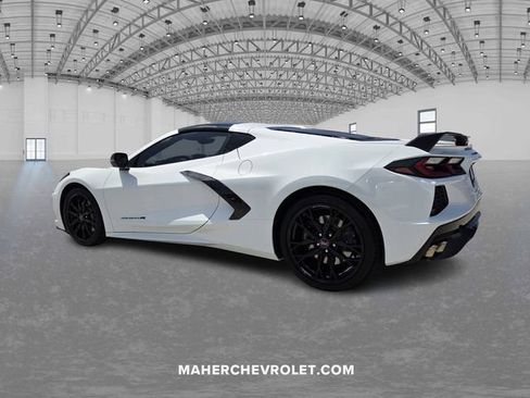 Used 2024 Chevrolet Corvette Stingray Premium Cpe w/ Z51 Performance Package RWD image 5