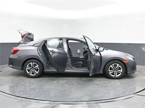 Used 2017 Honda Civic LX image 48