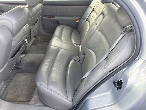 Used 1998 Buick Park Avenue Ultra image 13