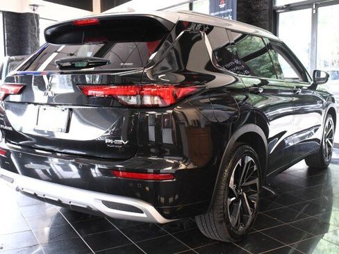 Used 2025 Mitsubishi Outlander SEL AWD/4WD image 15