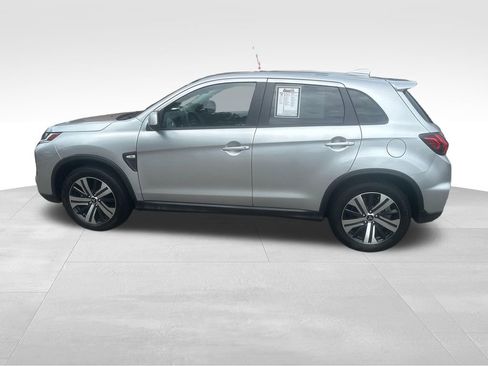 Used 2025 Mitsubishi Outlander Sport SE AWD/4WD image 7
