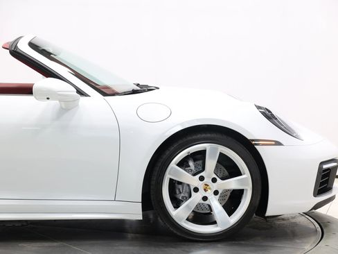 Used 2022 Porsche 911 Carrera image 75