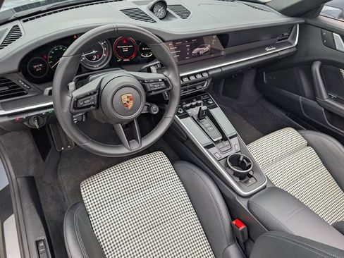 Certified 2024 Porsche 911 Turbo image 4