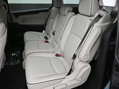 Used 2026 Honda Odyssey Touring image 22