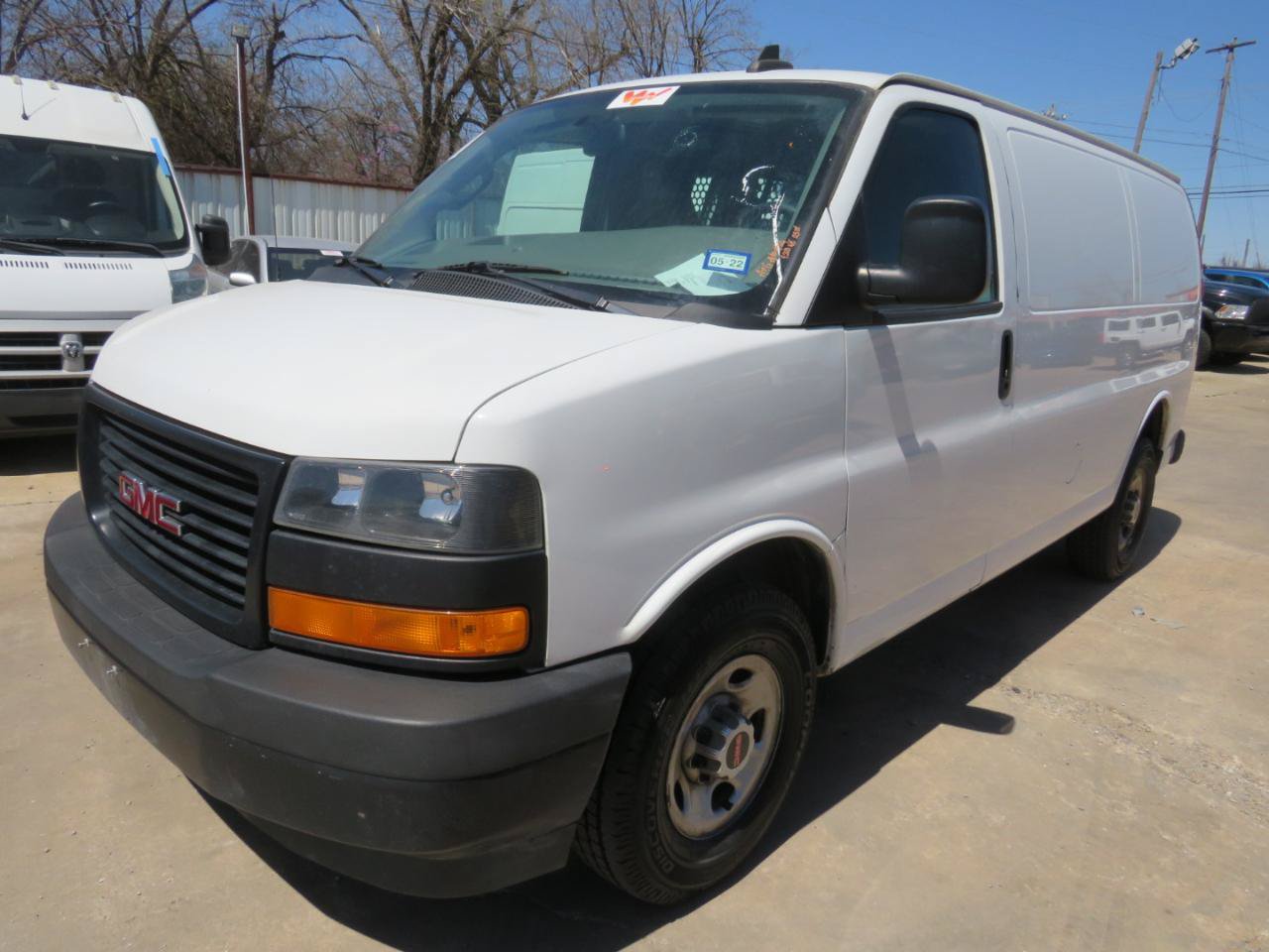 Used 2019 GMC Savana 2500 w/ Driver Convenience Package RWD image 1