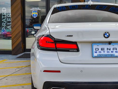 Used 2021 BMW 530i xDrive image 11