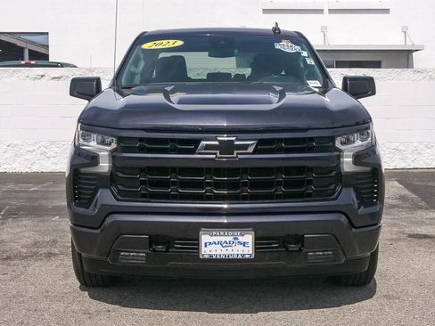 Used 2023 Chevrolet Silverado 1500 RST w/ Z71 Off-Road Package AWD/4WD image 2