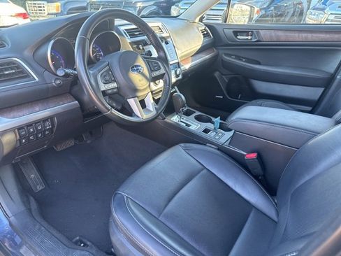 Used 2017 Subaru Outback 3.6R Limited image 10