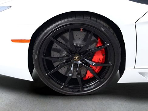 Used 2013 Lamborghini Aventador LP 700-4 AWD/4WD image 9