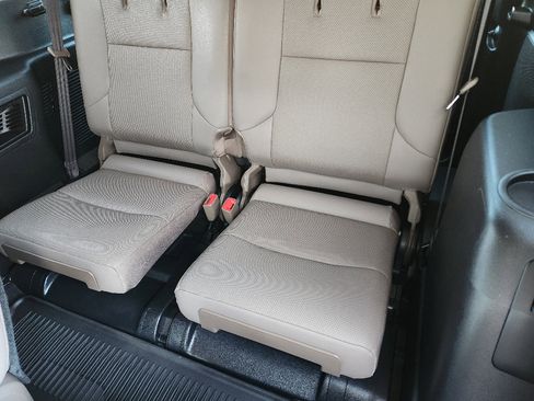 Used 2022 Lexus GX 460 Premium image 31