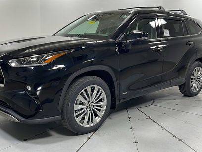 New 2026 Toyota Highlander Platinum