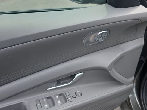 Used 2024 Hyundai Elantra SEL FWD image 10