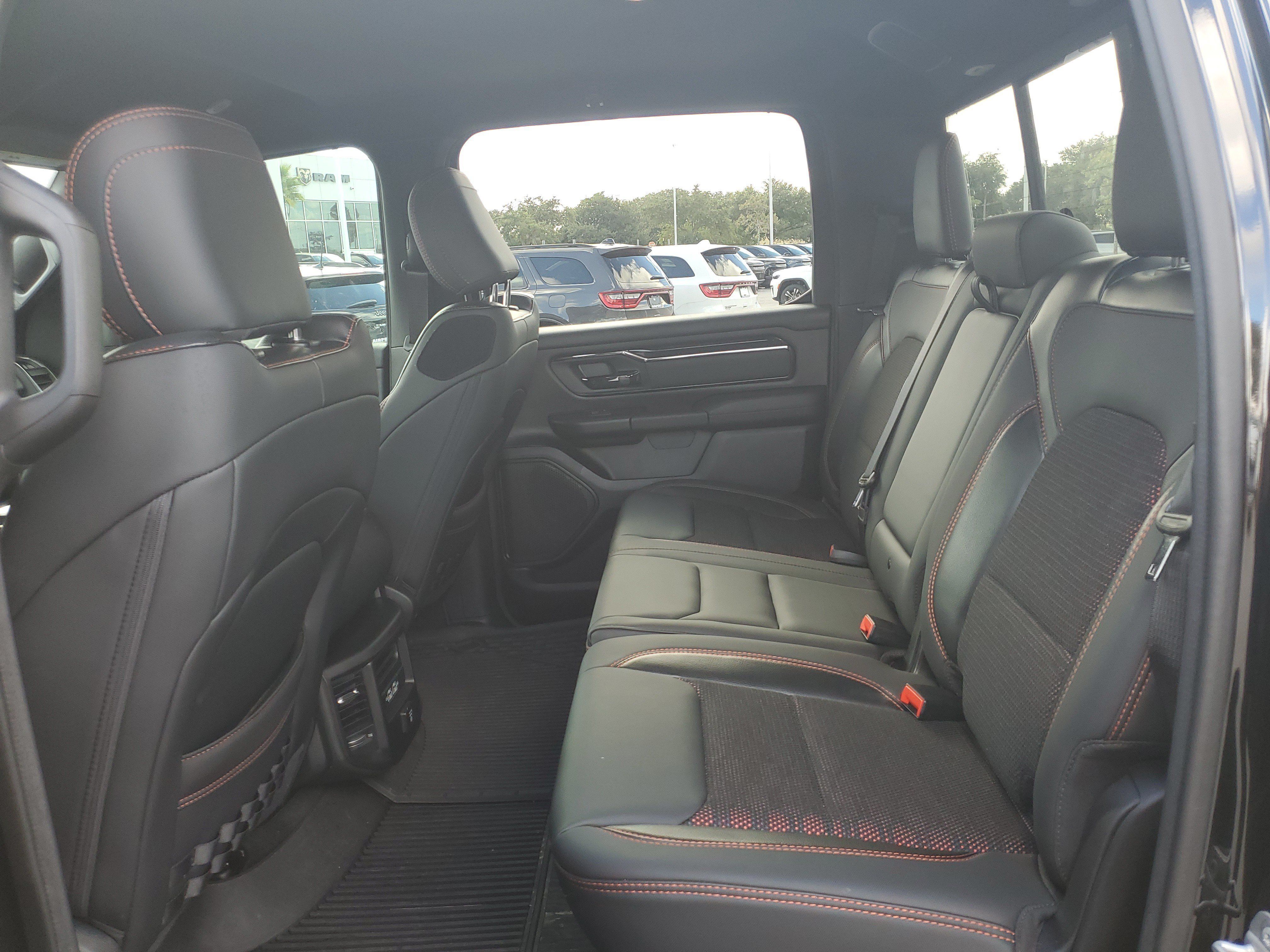 Used 2022 RAM 1500 Big Horn AWD/4WD image 8