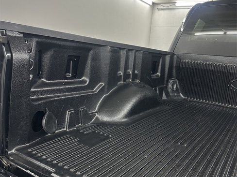 Used 2018 Ford F350 XL image 28