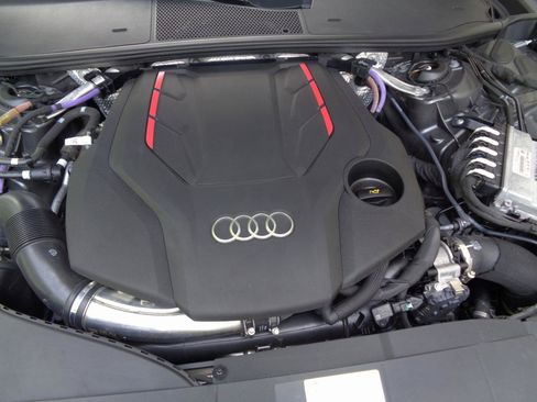 Used 2022 Audi S6 Premium Plus AWD/4WD image 18