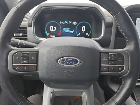 Used 2022 Ford F150 Lariat AWD/4WD image 9