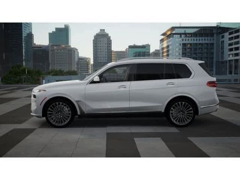 New 2026 BMW X7 xDrive40i image 4