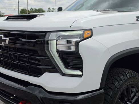 New 2026 Chevrolet Silverado 2500 LT w/ Trail Boss Package AWD/4WD image 9
